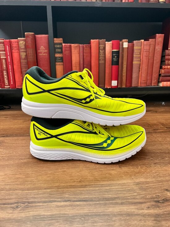 Saucony Kinvara 10 Running shoes Bright Yellow Sz 10 main image 6